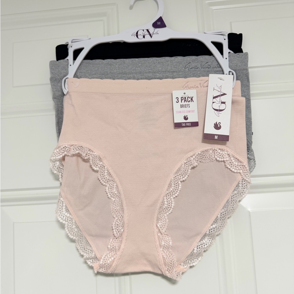 Gloria Vanderbilt 3-Pack Cotton Briefs in Pink, Gray, and Black